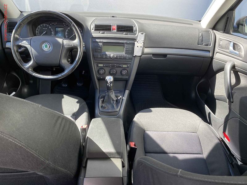 Škoda Octavia (2007) 1.9TDi, 2.maj,ČR, Xenon - fotka 8 z 17
