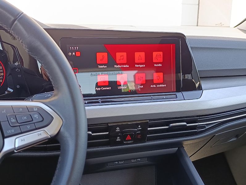 Volkswagen Golf 1.5TSI EVO BMT LIFE ČR  - fotka 23 z 32