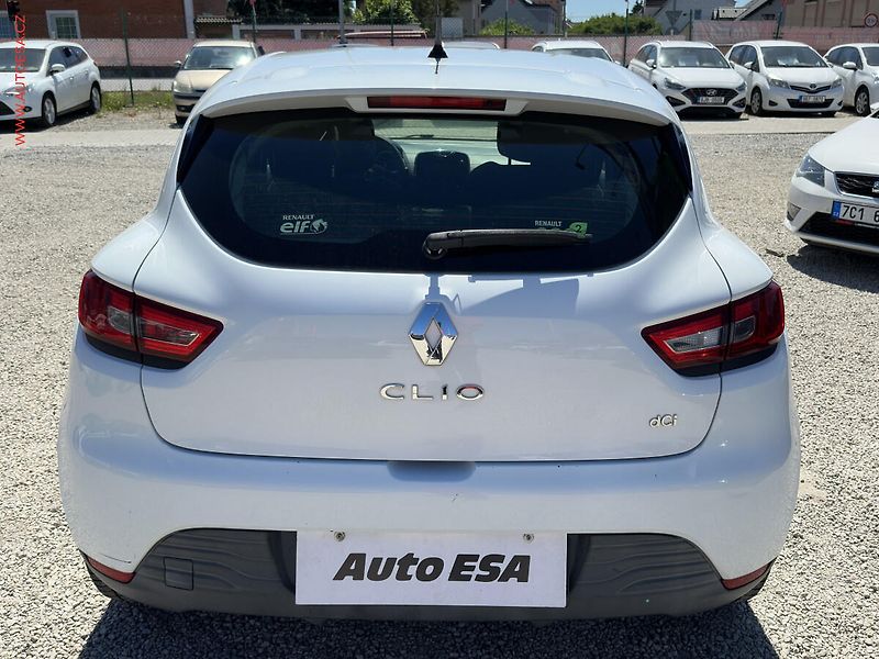 Renault Clio (2013) 1.5 dCi, ČR, Navi, AC - fotka 5 z 16