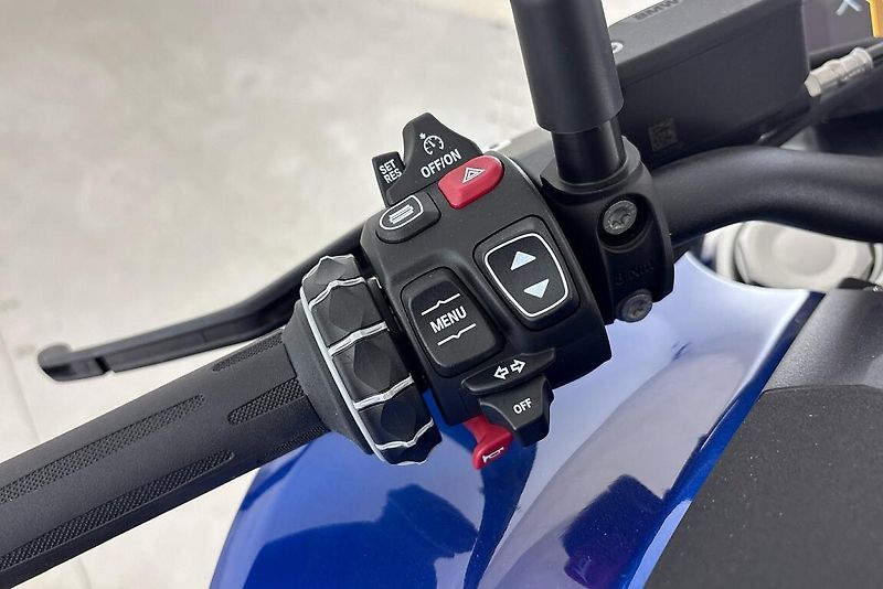 BMW R 1300 R - fotka 10 z 13