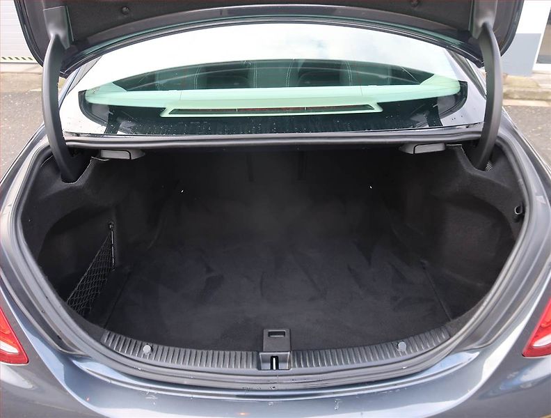 Mercedes-Benz Třídy C (2015) C 220 d 4MATIC , 4X4, Automat - fotka 14 z 22