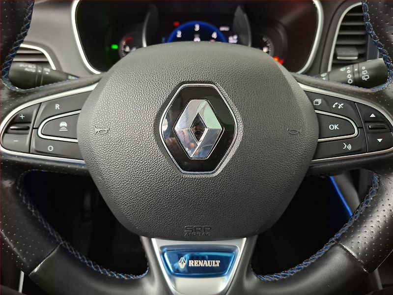 Renault Mégane (2018) GT Line 1.6 dCi, Navi - fotka 17 z 19