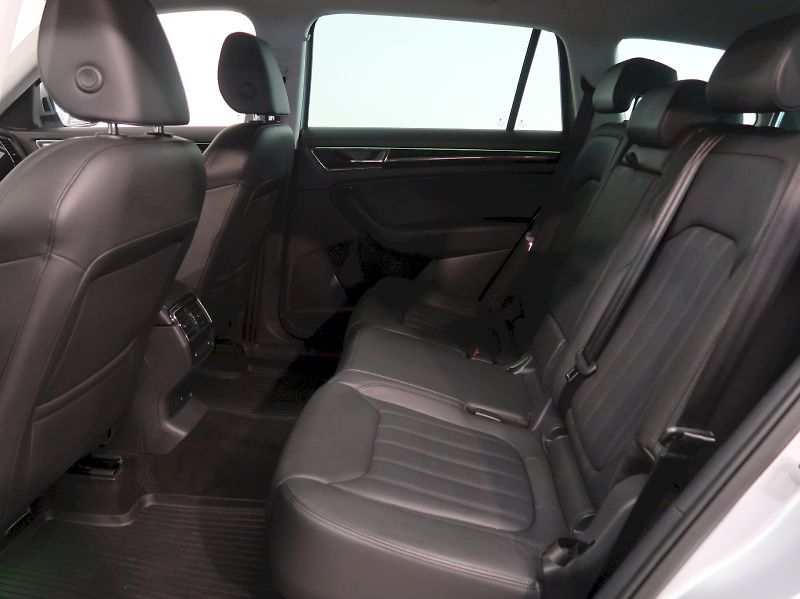 Škoda Kodiaq (2023) L&K 2.0TDI 147KW 4x4 DSG TAŽNÉ - fotka 17 z 43