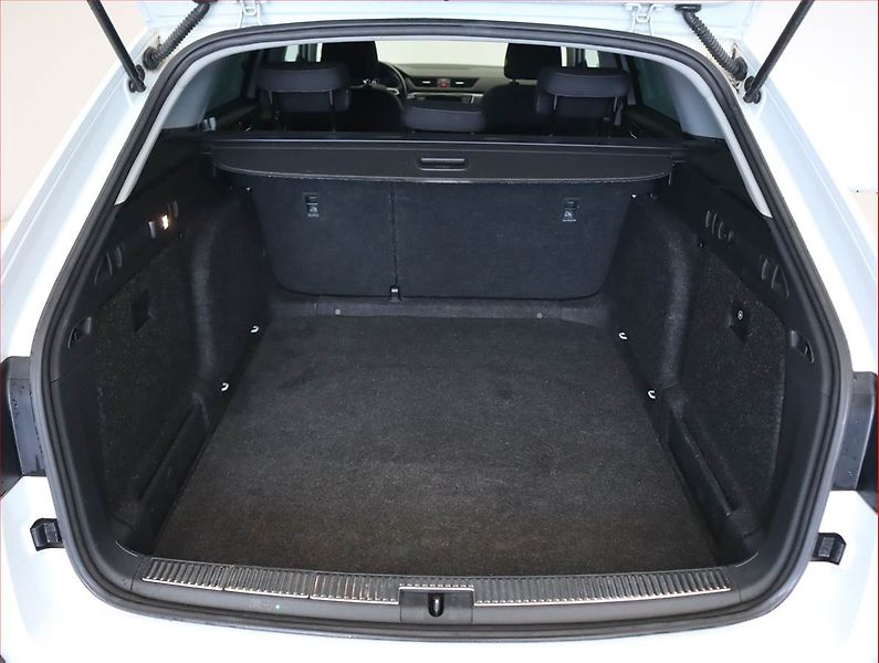 Škoda Superb (2017) Ambition 1.6 TDI, Automat - fotka 14 z 19