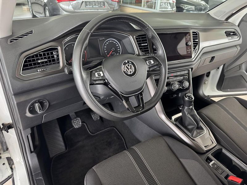 Volkswagen T-Roc 2,0TDI 110kW*STYLE*REZERVACE! - fotka 9 z 28