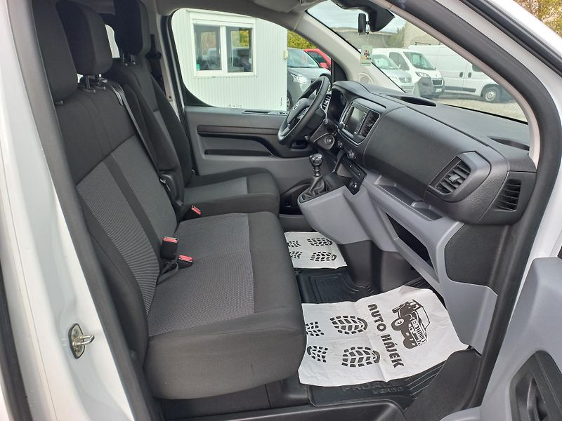 Toyota ProAce (2023) 2.0D-4D 106kW L2 9-míst ČR DPH - fotka 14 z 18