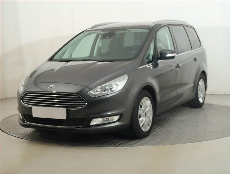 Ford Galaxy (2016) 2.0 TDCi, 4X4, 7 míst - fotka 2 z 17