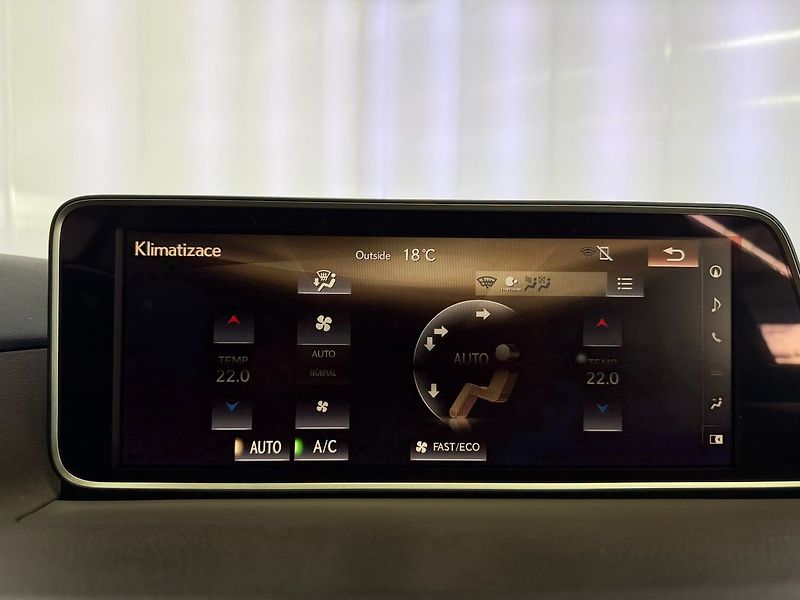 Lexus RX 450h h e-CVT AWD LUXURY, ACC, EL. Š - fotka 15 z 34