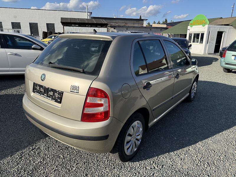 Škoda Fabia 1.4 16V - fotka 6 z 13