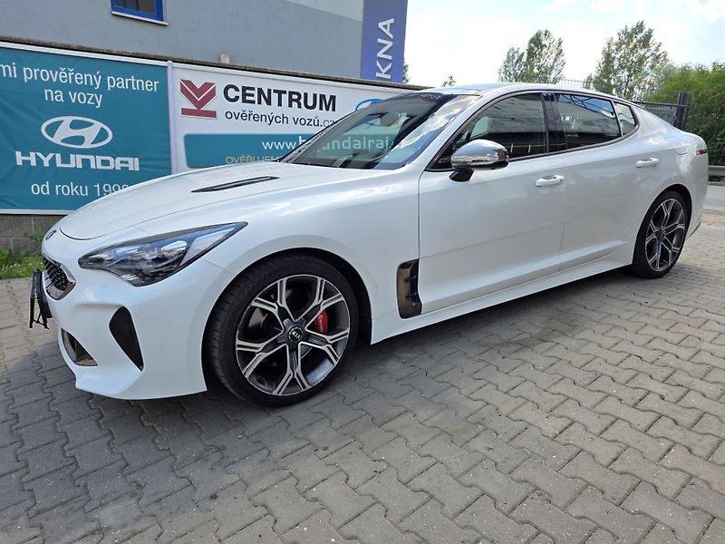 Kia Stinger 3.3-PANORAMA-AUTOMAT-KŮŽE - fotka 4 z 18