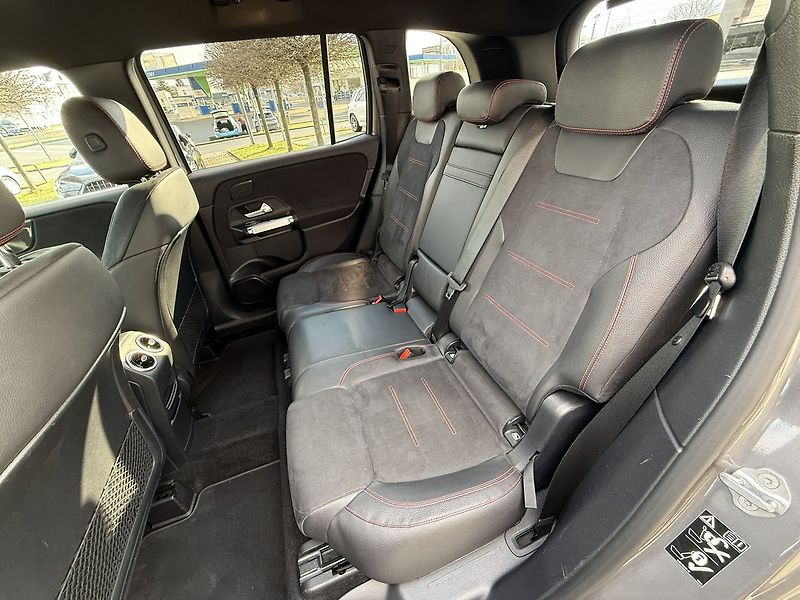 Mercedes-Benz GLB (2021) 220 d 4MATIC - fotka 16 z 46
