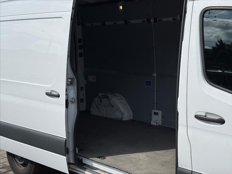 Mercedes-Benz eSprinter 0,0 312 KAWA S 47kWh - fotka 7 z 19