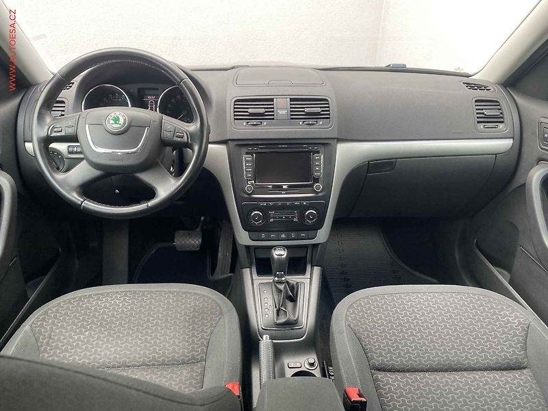 Škoda Yeti (2013) 2.0 TDi 4x4, ELE, DSG, bixen - fotka 11 z 20