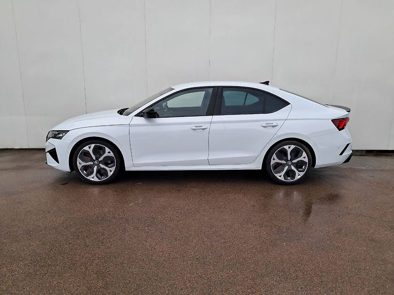 Škoda Octavia (2025) IV RS 2.0 TSI / 195 kW  DSG7 - fotka 32 z 32