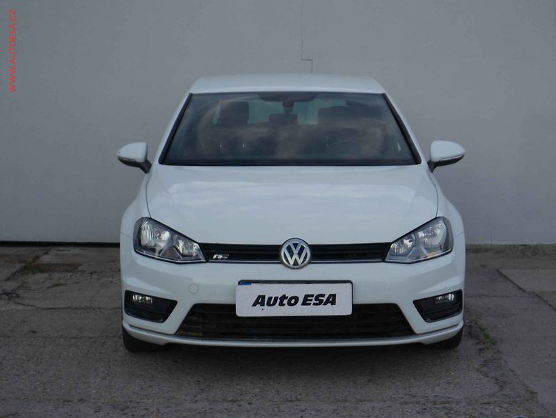 Volkswagen Golf (2014) 1.2TSI, R-Line - fotka 2 z 21