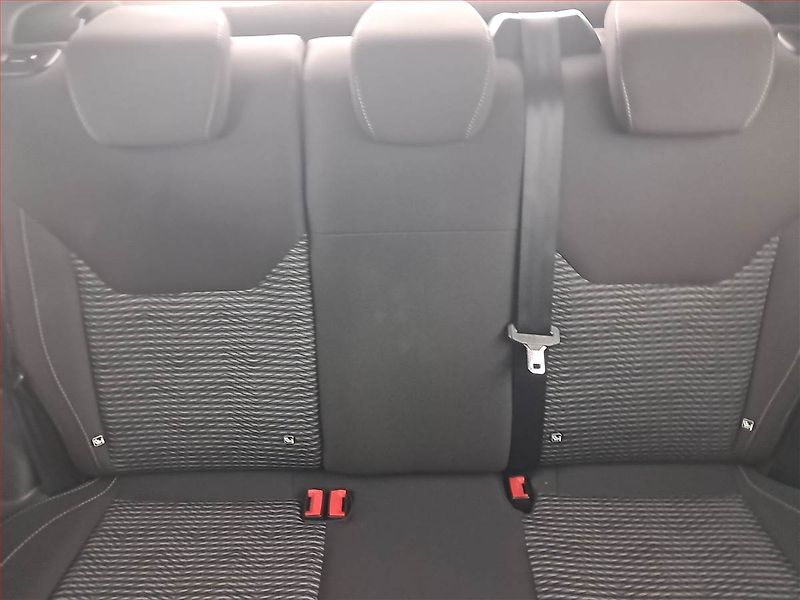 Ford KA PLUS (2018) 1.2 Ti-VCT, Vyhř. sedaček - fotka 10 z 18