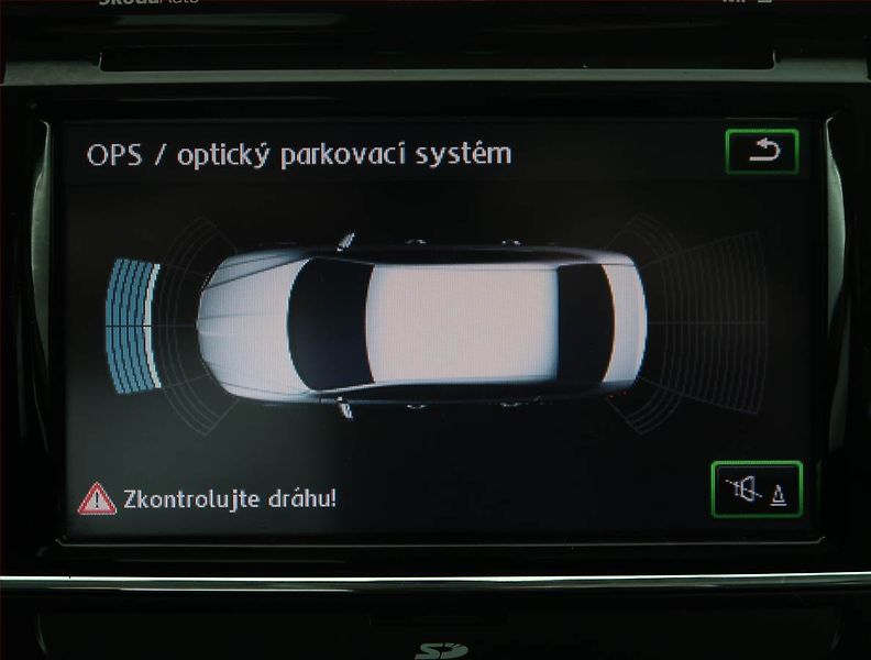 Škoda Superb (2012) 2.0 TDI, Serv.kniha, Xenony - fotka 20 z 20