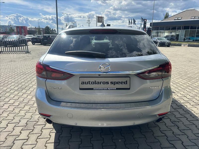 Mazda 6 2,5 i G194 A/T REVOLUTION TOP - fotka 4 z 32