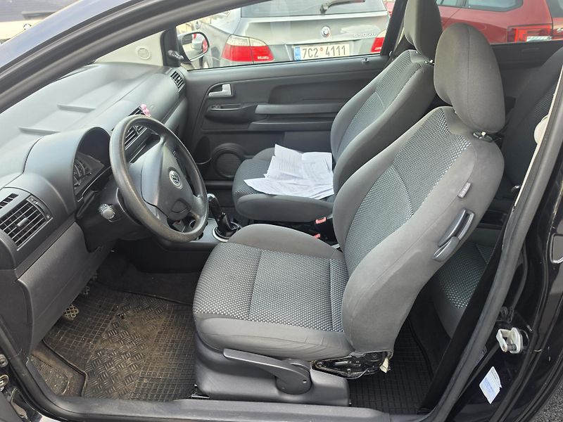 Volkswagen Fox 1.2  - fotka 16 z 21