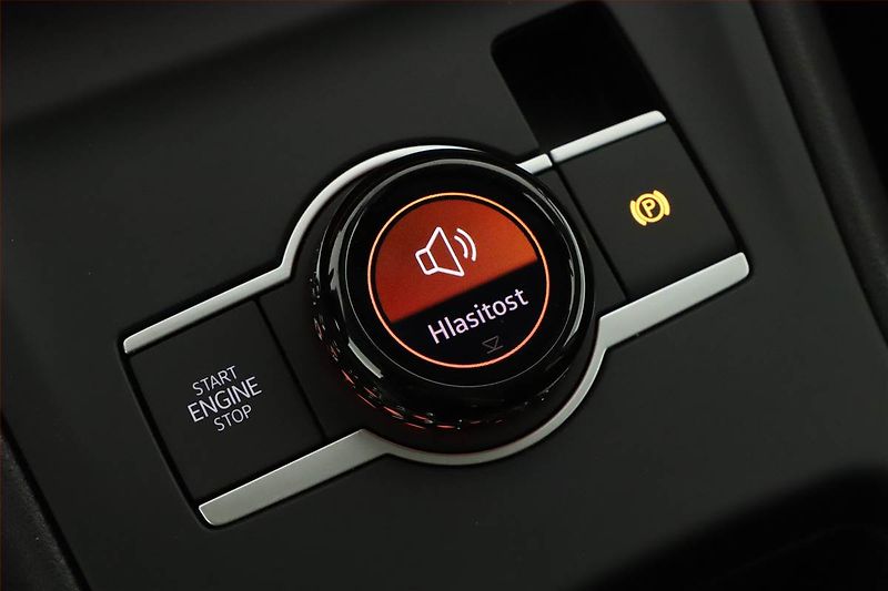 Volkswagen Tiguan (2025) 1.5 eTSI - fotka 18 z 20