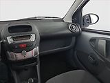 Peugeot 107 (2007) 1.0, jezdí výborně - náhled 8