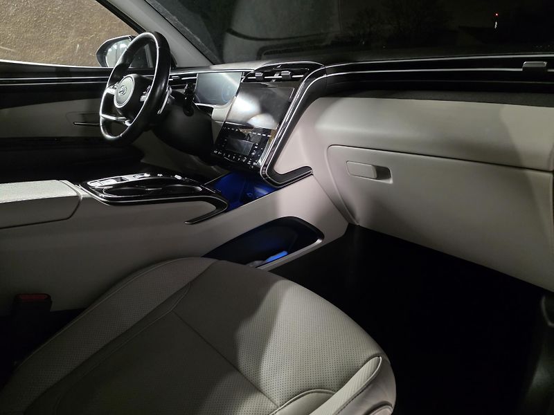 Hyundai Tucson 1.6PREMIUM-PANORAMA-MAX.VÝBAVA - fotka 15 z 19