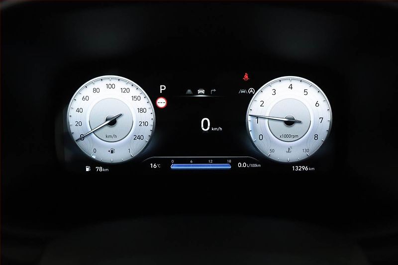 Hyundai i30 (2025) Style 1.0 T-GDI - fotka 10 z 16