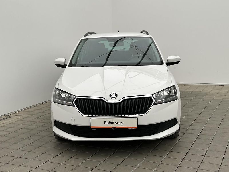 Škoda Fabia 1.0 TSI Active Plus - fotka 4 z 23
