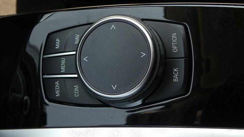 BMW X3 3.0 xDrive30d Advantage AT - fotka 18 z 26