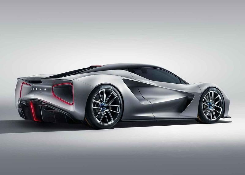 Lotus Evija nabídne zrychlení z nuly na 300 km/h za 9 sekund.