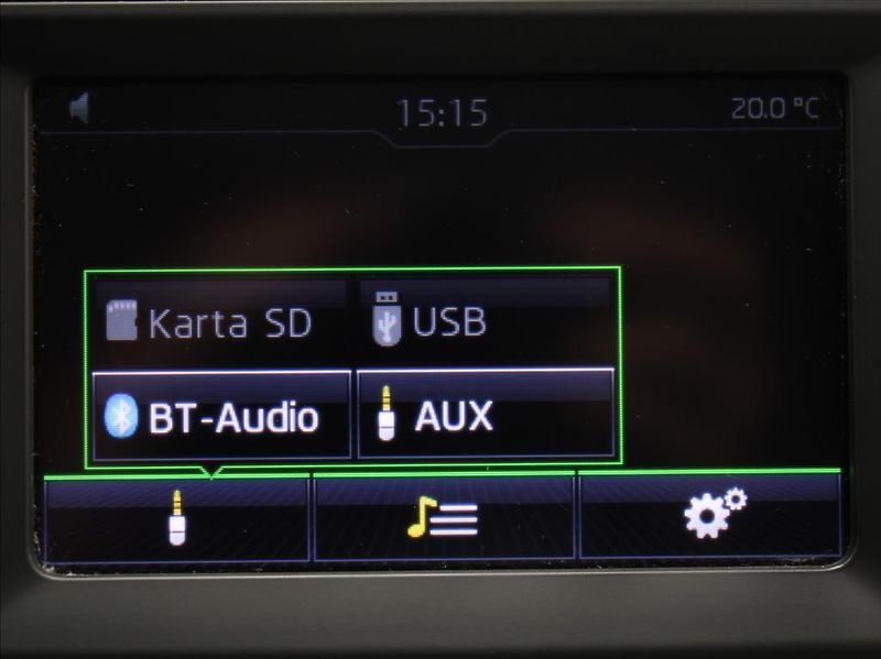 Škoda Rapid 1,2 TSI 81kW 1.maj.ČR 47tkm! - fotka 11 z 23
