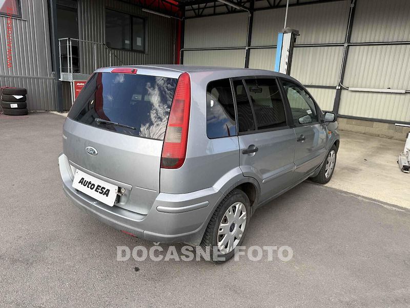 Ford Fusion (2004) 1.6i, AC, TZ - fotka 2 z 3