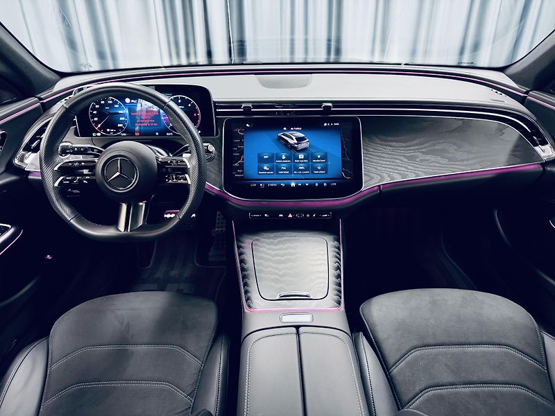 Mercedes-Benz Třídy E (2025) 220d*AMG*360*REZERVACE* - fotka 32 z 37
