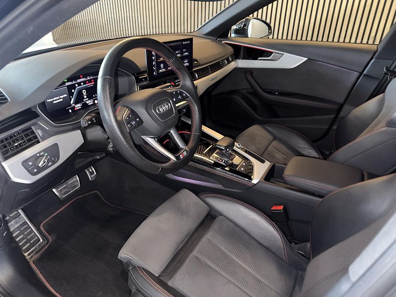 Audi A4 Avant 40 TDI Quattro Comp+ Matrix CZ - fotka 6 z 38