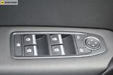 Renault Captur evolution TCe 90 - náhled 40