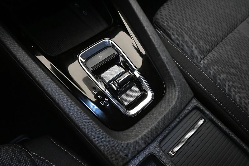 Škoda Octavia 2,0 TDI 110kW DSG Style Záruka - fotka 24 z 33