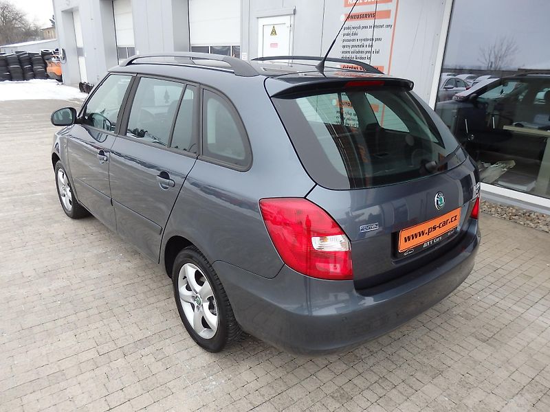 Škoda Fabia 1.2 TSI WEBASTO, DIGI. KLIMA - fotka 5 z 26