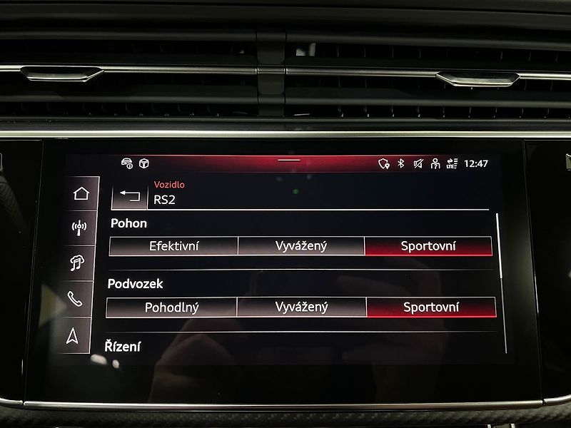 Audi RS Q8 QUATTRO, PERFORMANCE,B&O, PANO - fotka 24 z 39