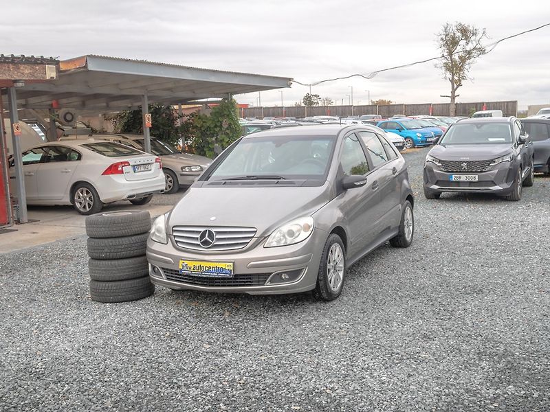 Mercedes-Benz Třídy B (2008) 200 100KW – 2x KOLA - fotka 1 z 33