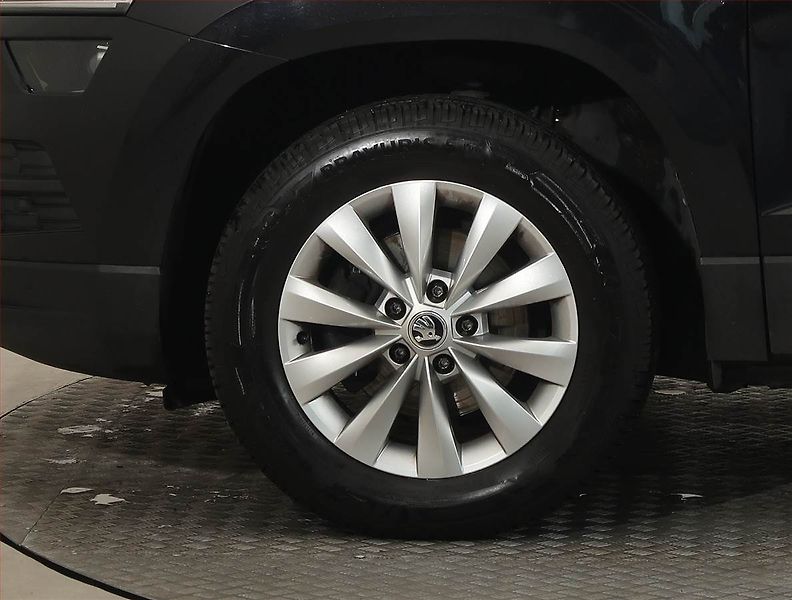 Škoda Karoq (2020) Ambition 1.0 TSI, Serv.kniha - fotka 14 z 20