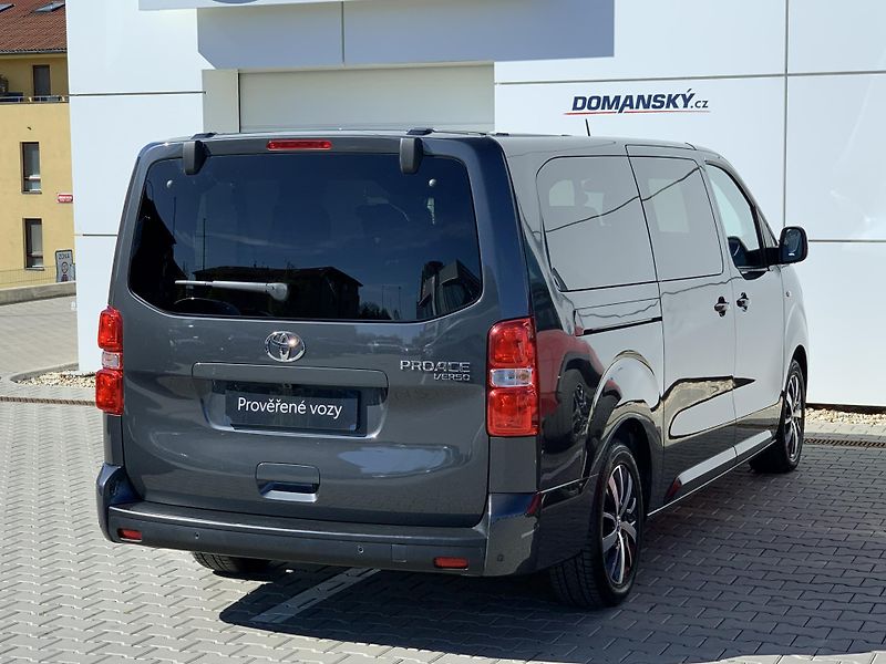 Toyota ProAce Verso FAMILY 2,0 L2 AT8 - fotka 3 z 25