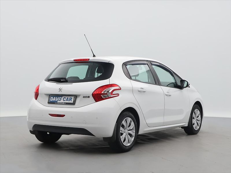 Peugeot 208 1,0 i 50kW Klimatizace - fotka 7 z 25
