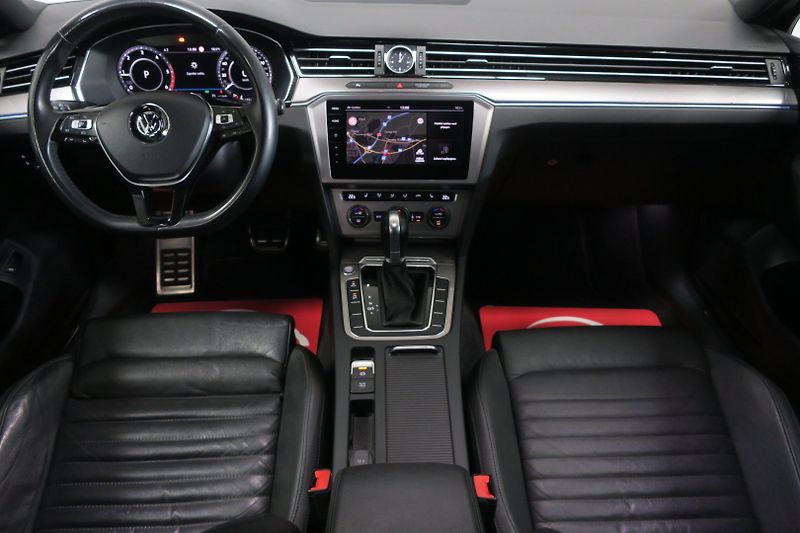 Volkswagen Passat Variant (2017) 2.0 TDI 176kW 4M. DSG Alltrack - fotka 12 z 50
