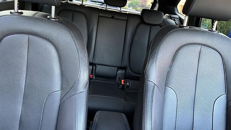 BMW X1 (2018) 2.0 Tdi 140 kW M-SportPaket - fotka 7 z 17