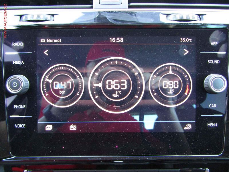Volkswagen Golf (2017) 1.5 TSi, DSG - fotka 17 z 21