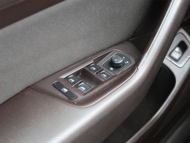 Volkswagen Passat (2015) Comfortline 2.0 TDI, 4X4 - fotka 20 z 21