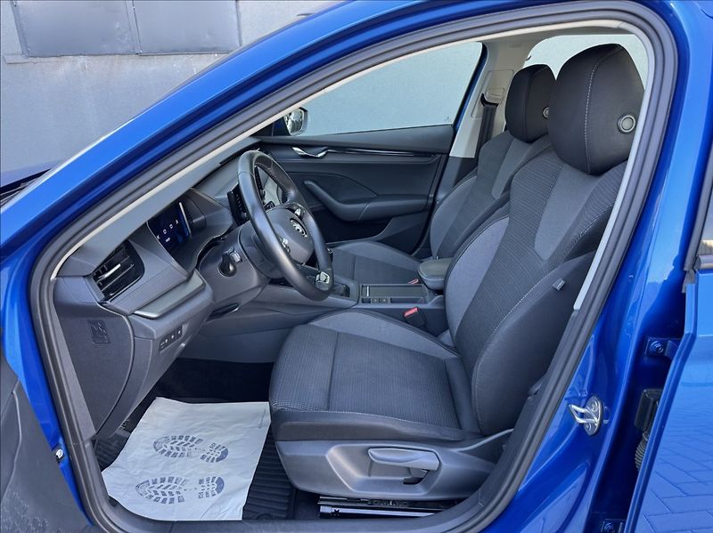 Škoda Octavia 2,0 TDI DPH 1.maj. původ ČR - fotka 20 z 50