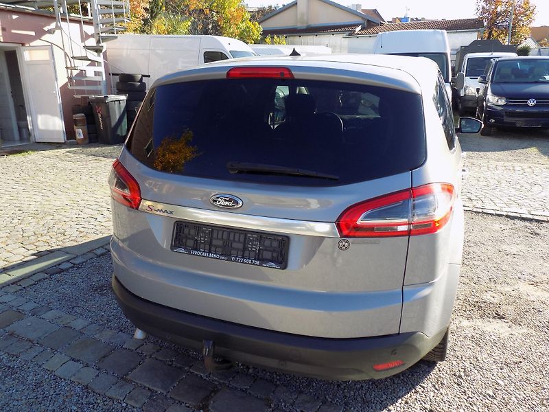 Ford S-MAX 2,0 TDCI 103 KW VÝHŘEV, TAŽNÉ - fotka 10 z 38
