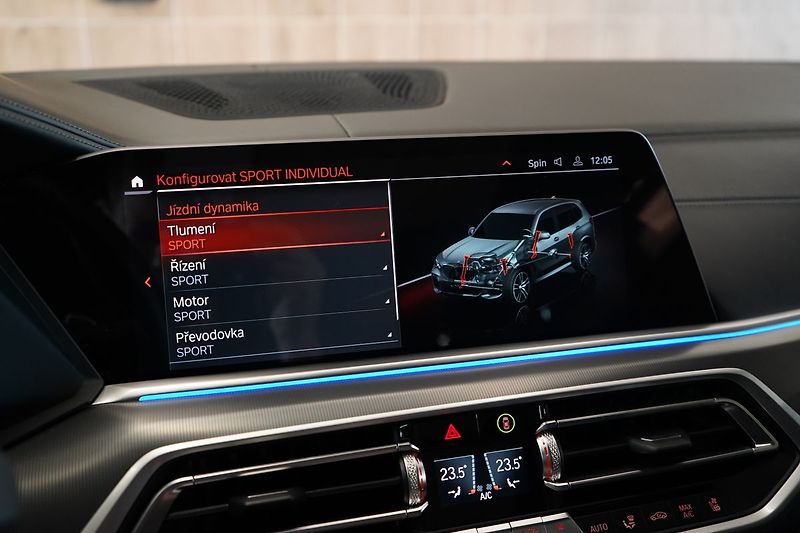 BMW X5 40d xDrive, Nezávislé, Vzduch - fotka 31 z 50