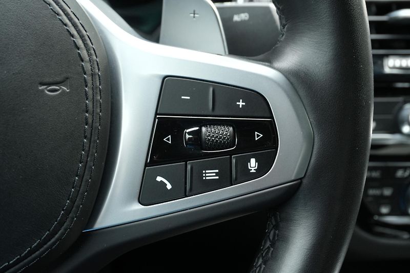 BMW Řada 5 545e xDríve, ČR, Ventilace - fotka 14 z 31